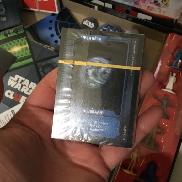 Star Wars Clue Boardgame with 3D Death Star - Picture 7 of 7